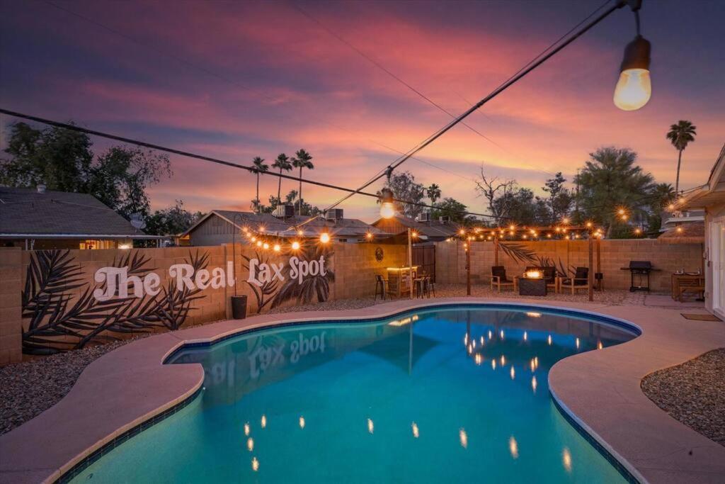 Modern Tempe Home With Heated Pool, Asu Экстерьер фото